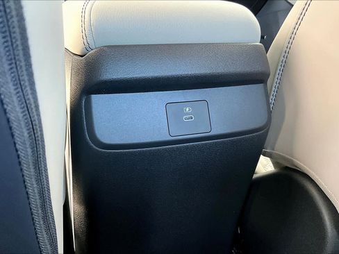 New 2026 Nissan Sentra SL FWD image 18