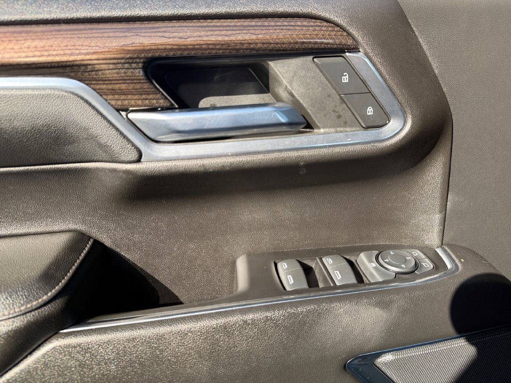 Used 2023 Chevrolet Silverado 1500 RST AWD/4WD image 19