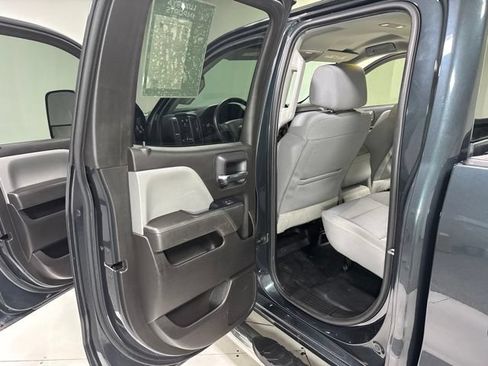 Used 2017 Chevrolet Silverado 3500 W/T AWD/4WD image 21