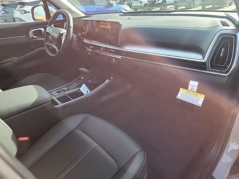 New 2026 Kia Sorento S w/ S Panoramic Sunroof Package FWD image 13