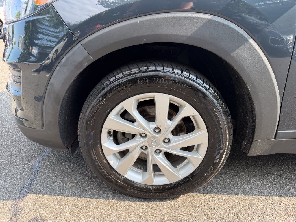 Used 2020 Hyundai Tucson Value AWD/4WD image 10