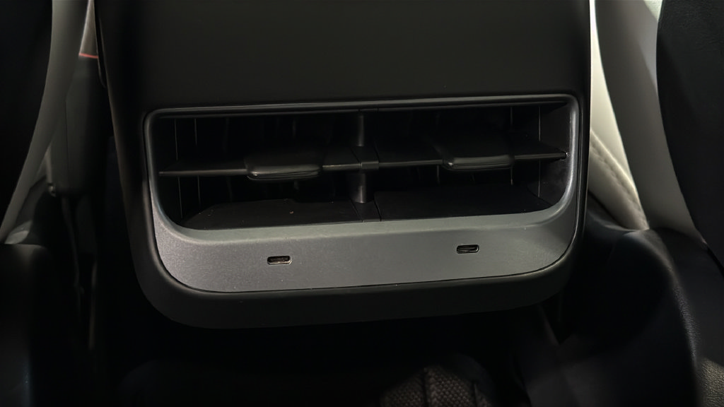 Used 2022 Tesla Model 3 RWD image 17