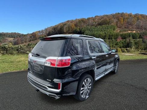 Used 2017 GMC Terrain Denali image 7
