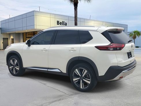 Certified 2023 Nissan Rogue Platinum w/ Platinum Premium Package FWD image 5