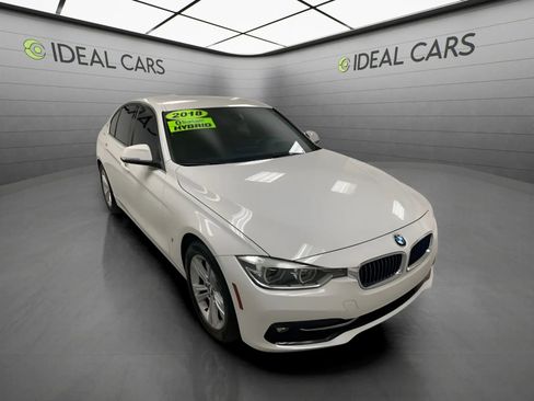 Used 2018 BMW 330e RWD image 3