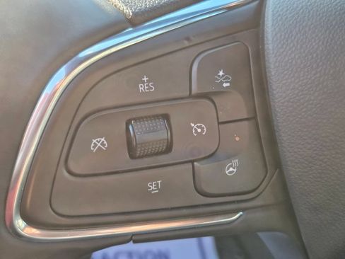 Used 2026 Buick Envista Avenir FWD image 36