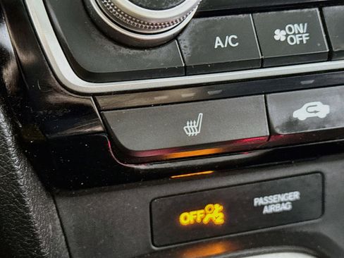 Used 2019 Honda Insight Touring image 4