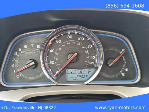 Used 2013 Toyota RAV4 Limited AWD/4WD image 11