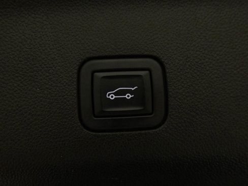 Certified 2024 Chevrolet Tahoe LT w/ LT Signature Package image 39