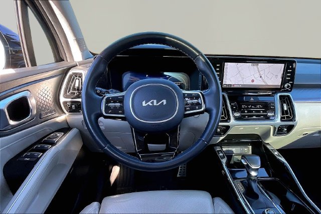 Used 2022 Kia Sorento SX FWD image 8
