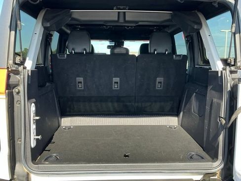 Used 2023 Ford Bronco Wildtrak AWD/4WD image 19