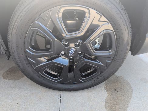 Used 2025 Subaru Ascent Bronze Edition w/ Popular Package #2 image 11