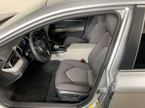 Used 2024 Toyota Camry LE image 29