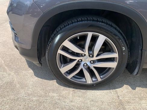 Used 2016 Honda Pilot Elite image 24