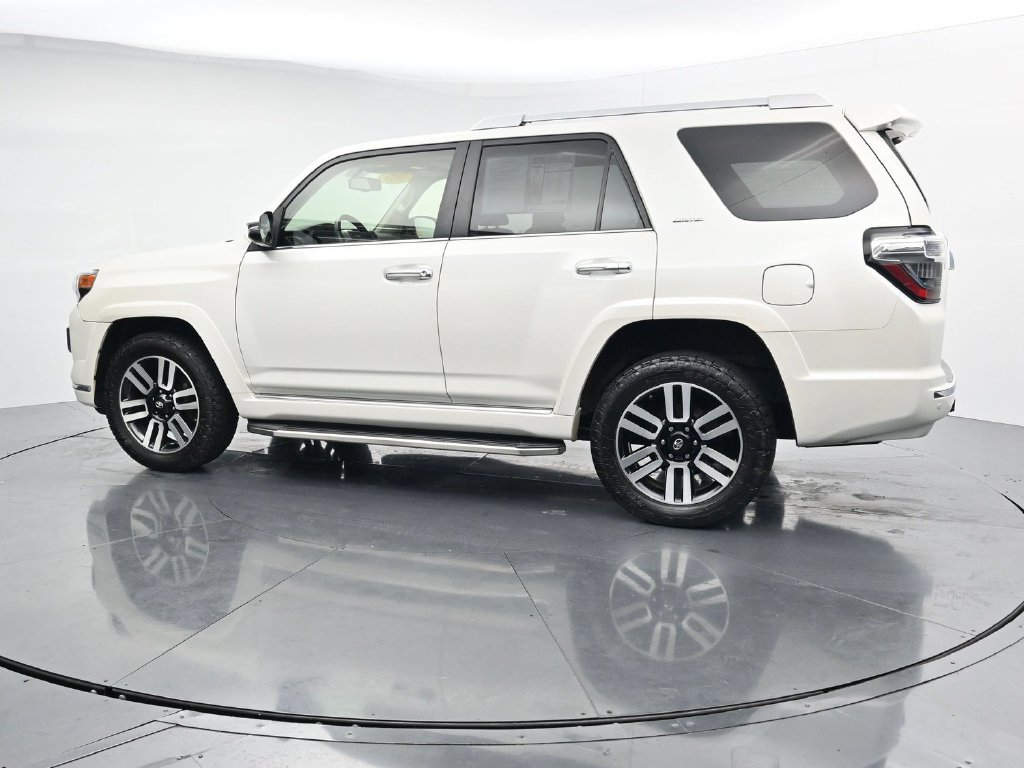 Used 2017 Toyota 4Runner Limited AWD/4WD image 5
