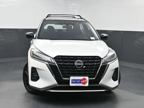 Used 2024 Nissan Kicks SR FWD image 37