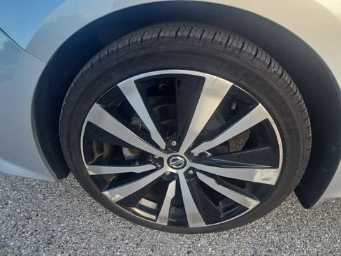 Used 2020 Nissan Altima 2.5 Platinum AWD/4WD image 4