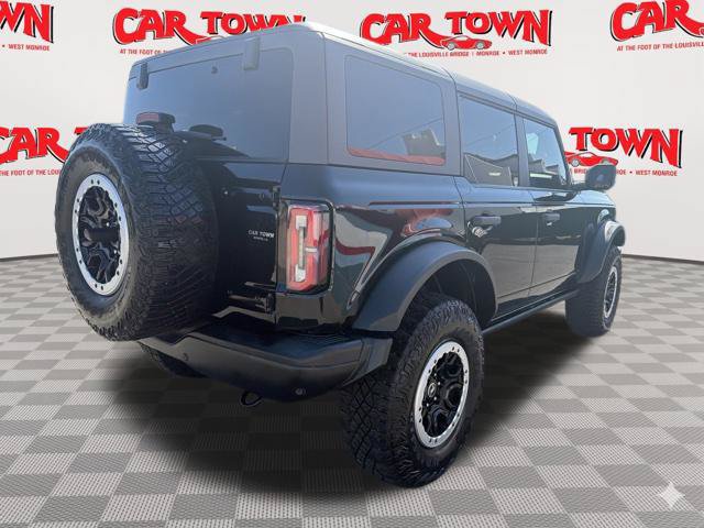 Used 2023 Ford Bronco Badlands w/ Sasquatch Package AWD/4WD image 5