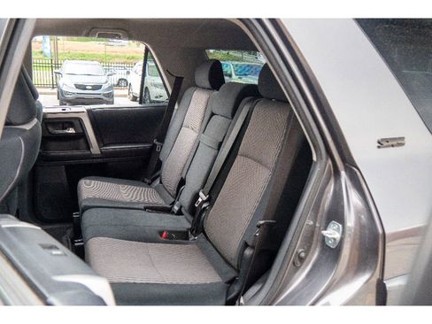 Used 2018 Toyota 4Runner SR5 AWD/4WD image 17