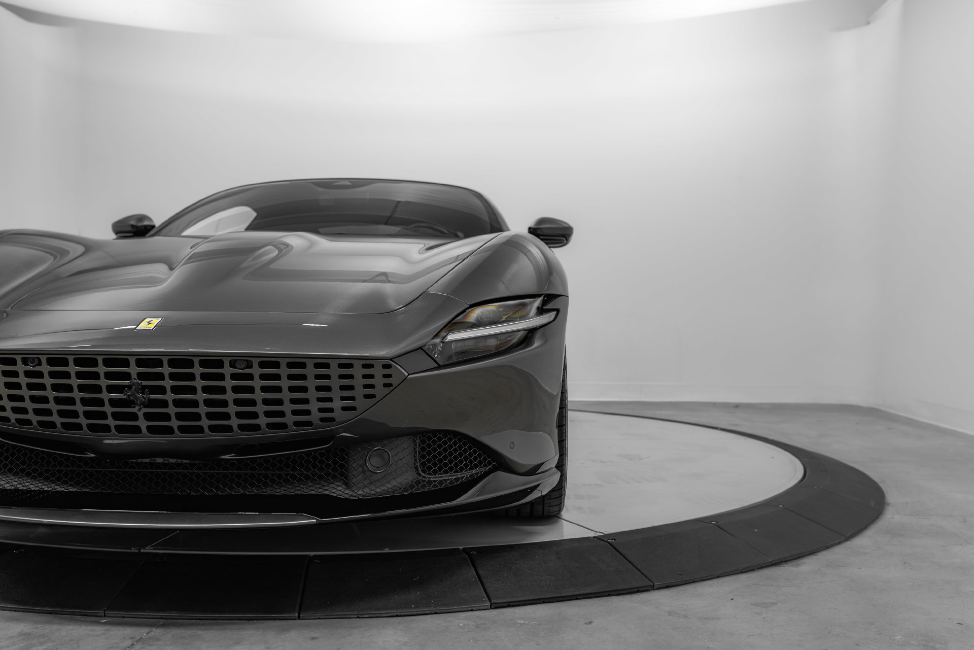 Certified 2023 Ferrari Roma RWD image 34