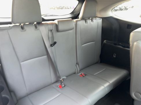Used 2022 Toyota Highlander Platinum image 28