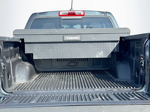 Used 2018 Chevrolet Colorado LT w/ LT Convenience Package image 7