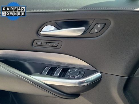 Used 2025 Cadillac XT4 Premium Luxury FWD image 20