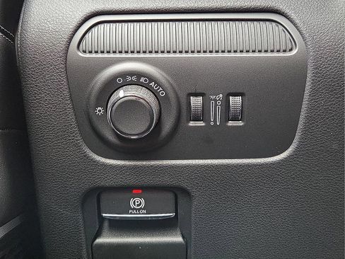 New 2026 Jeep Grand Wagoneer L Limited w/ 8-Passenger Seating Package image 19