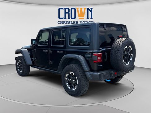 Used 2024 Jeep Wrangler Unlimited Rubicon 4xe AWD/4WD image 5