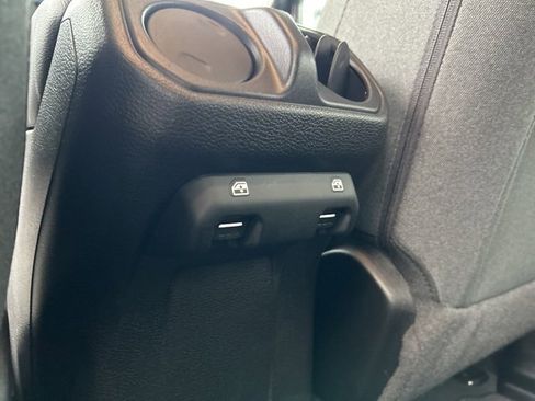 Used 2024 Jeep Wrangler Sport S image 45