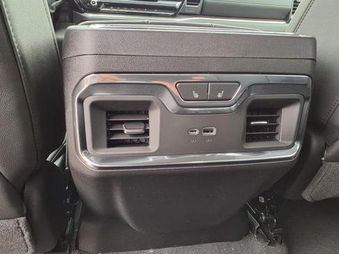 New 2025 GMC Sierra 2500 SLT w/ SLT Premium Package image 8