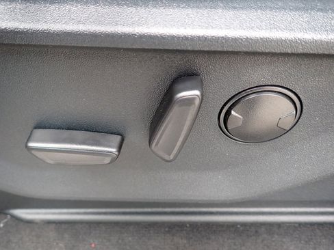 New 2025 Ford F350 Lariat w/ Lariat Ultimate Package image 16