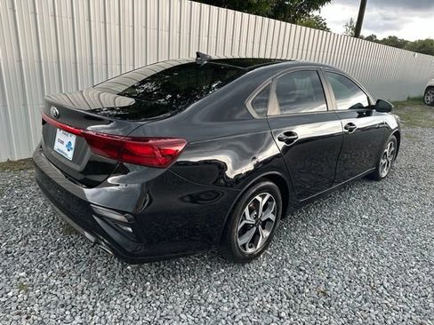 Used 2020 Kia Forte LXS FWD image 5