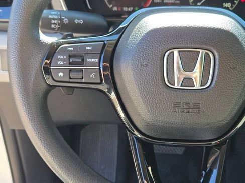 Certified 2023 Honda Pilot LX image 29