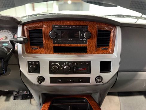 Used 2007 Dodge Ram 3500 Truck Laramie AWD/4WD image 15