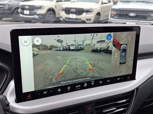 Used 2023 Ford Escape Platinum w/ Premium Technology Package image 15