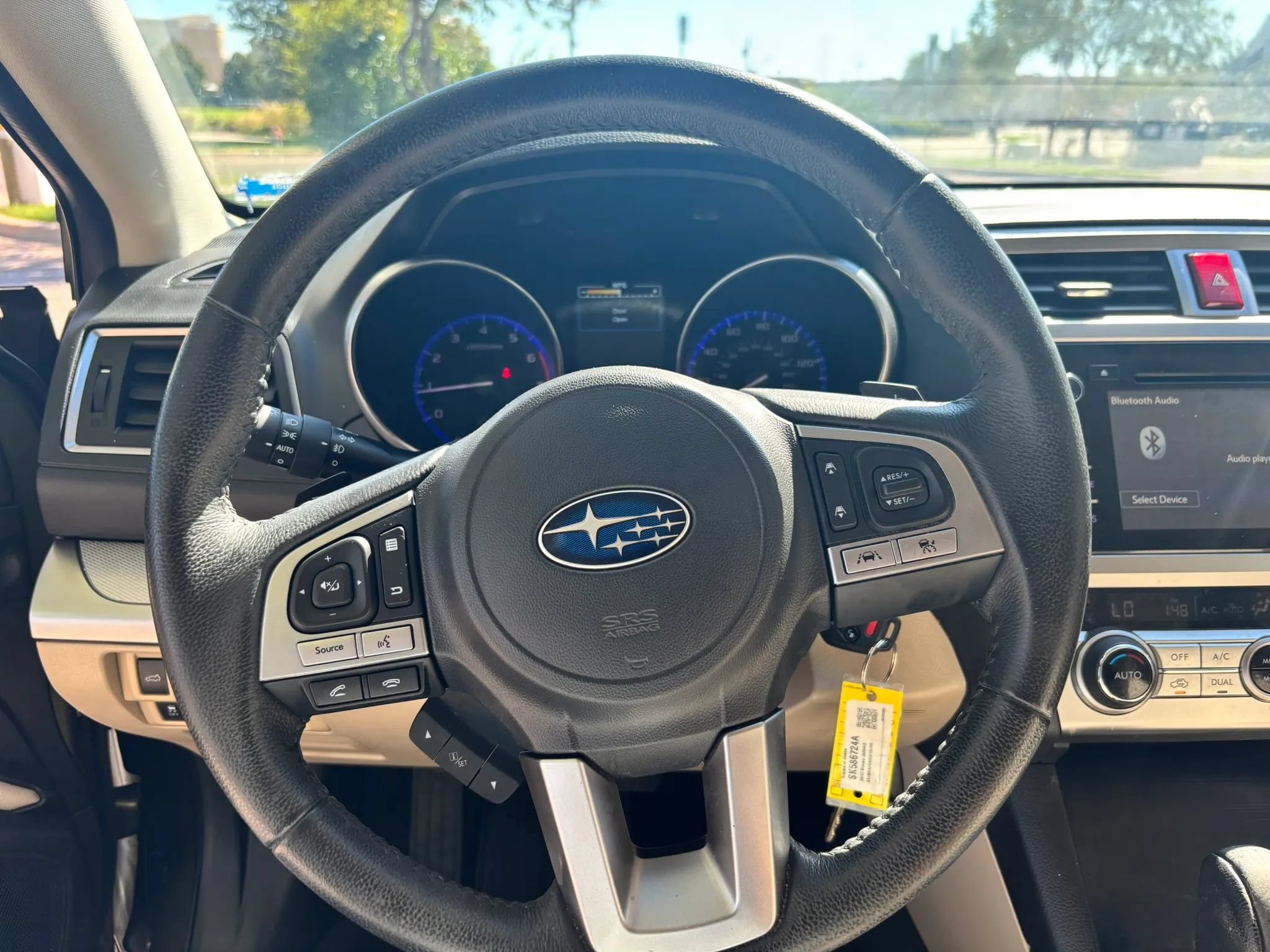 Used 2017 Subaru Outback 2.5i Premium AWD/4WD image 11