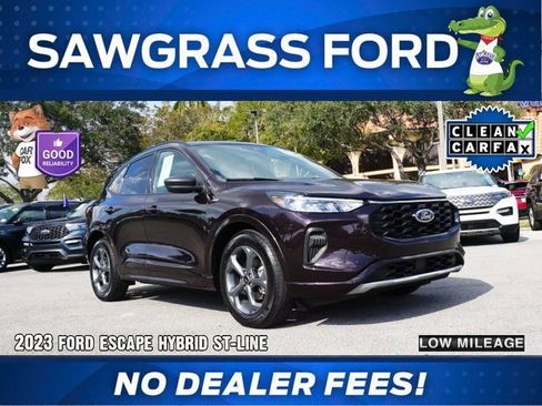 Used 2023 Ford Escape ST-Line w/ Equipment Group 301A image 1