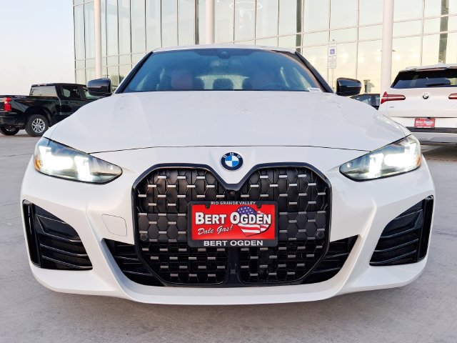 New 2026 BMW 430i xDrive w/ M Sport Package AWD/4WD image 3