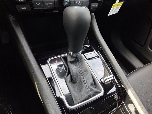 New 2026 Jeep Compass Limited image 7