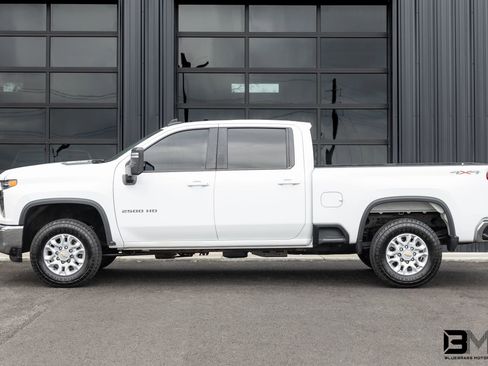 Used 2022 Chevrolet Silverado 2500 LT w/ Fleet Comfort Package image 4