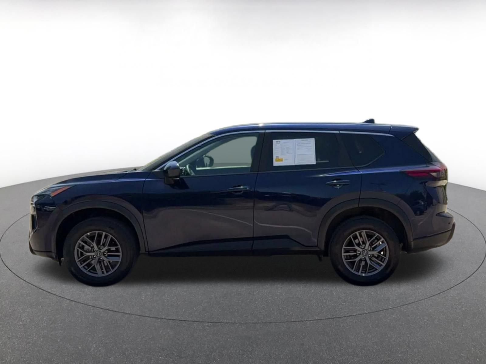 Used 2026 Nissan Rogue SV AWD/4WD image 8