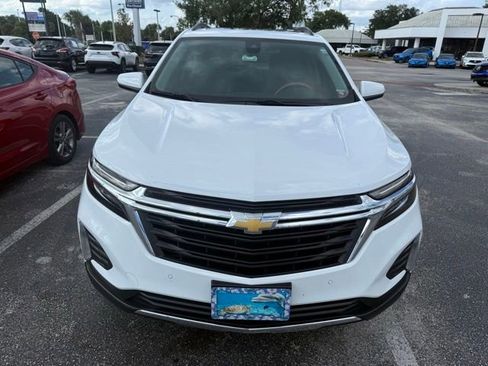 Used 2023 Chevrolet Equinox LT FWD image 3