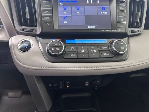 Used 2016 Toyota RAV4 Limited AWD/4WD image 30