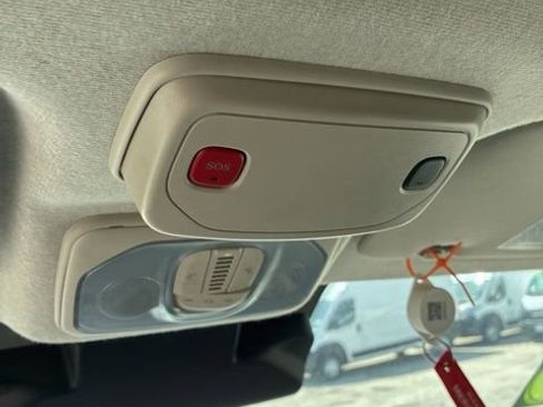 Used 2023 RAM ProMaster 2500 image 19