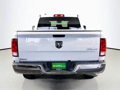 Used 2022 RAM 1500 Tradesman w/ Chrome Appearance Group image 8