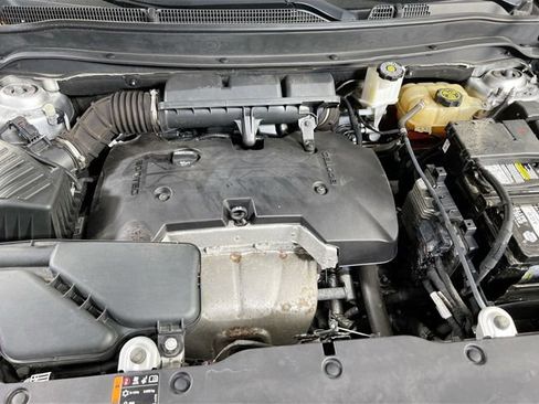 Used 2019 Buick Envision Essence image 29