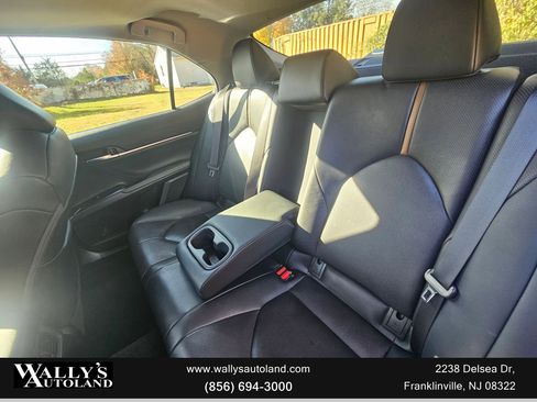 Used 2020 Toyota Camry XLE w/ Driver Assist Package image 33