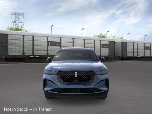 New 2026 Lincoln Nautilus Reserve image 7