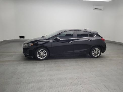 Used 2019 Chevrolet Cruze LT w/ Convenience Package image 2